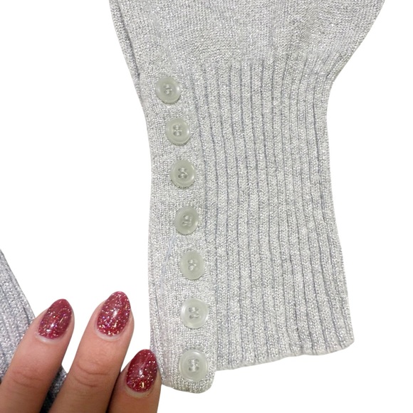 Lane Bryant Metallic Gray V-Neck Sweater Size 18/20 - Picture 8 of 9